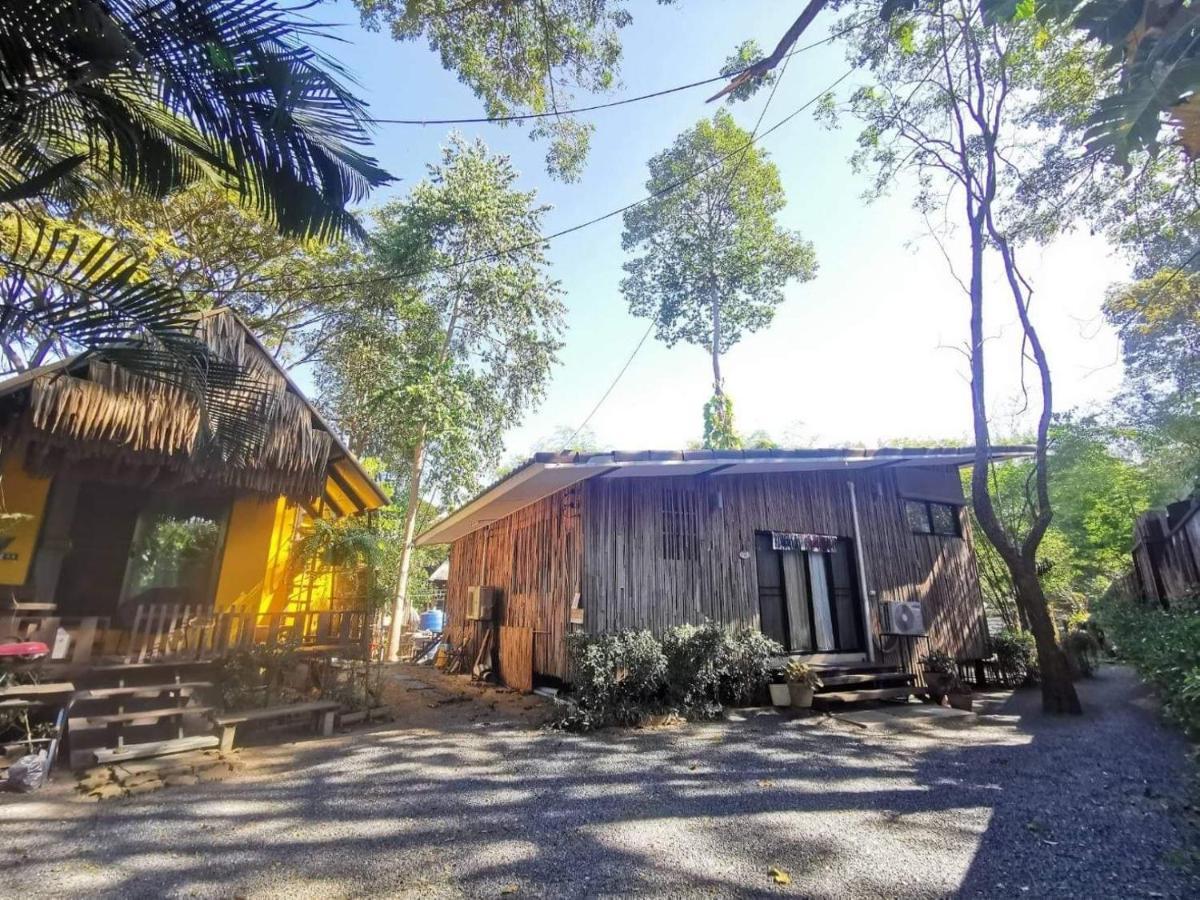 Villa Brookhouse At Khaoyai Ban Khanong Phra Klang Exterior foto
